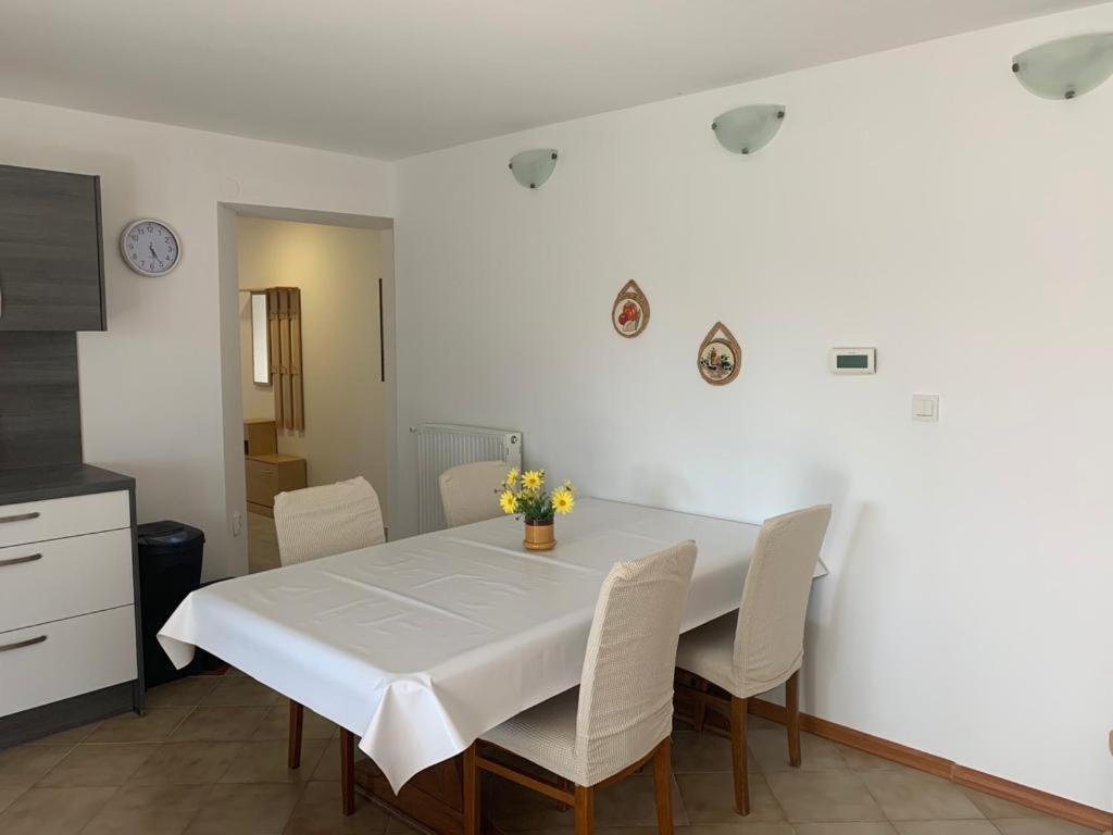 Apartman Dalija Vinkuran Extérieur photo