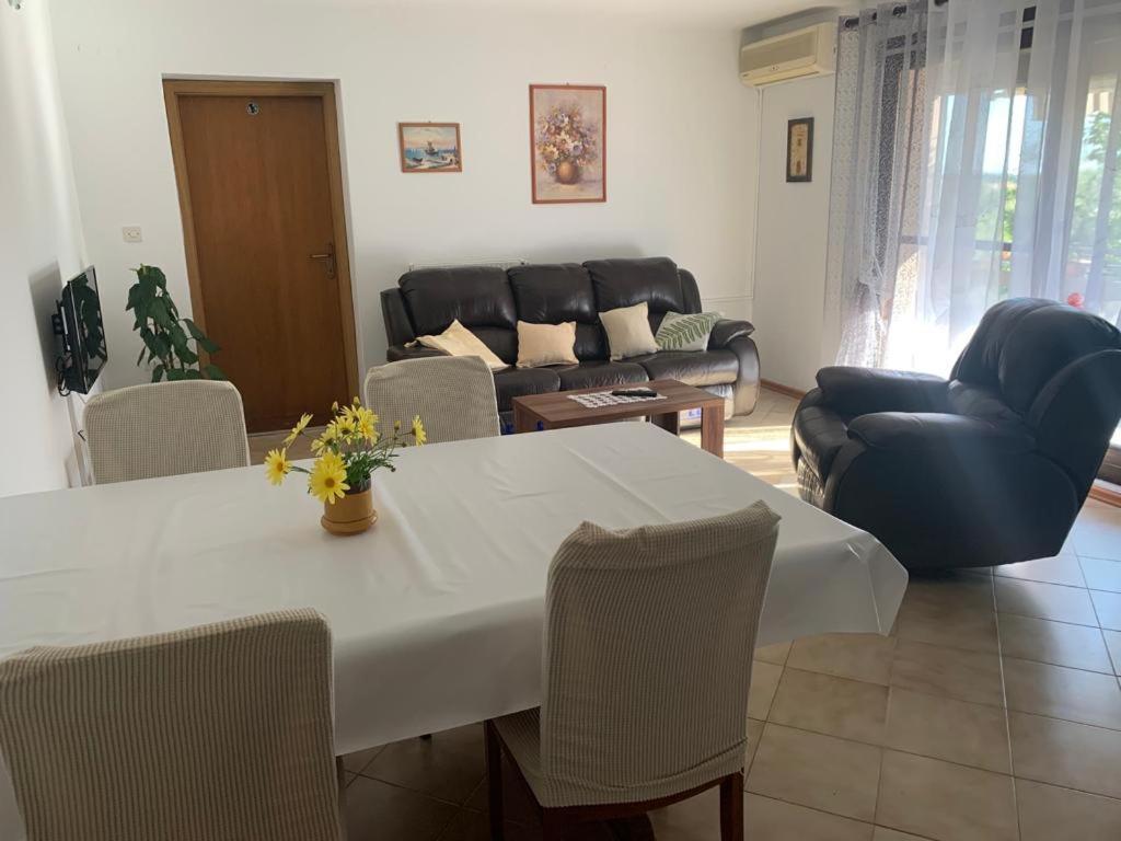 Apartman Dalija Vinkuran Extérieur photo